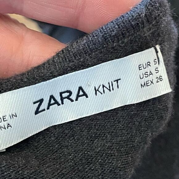 Zara Womens size small gray sweater - Picture 3 of 4